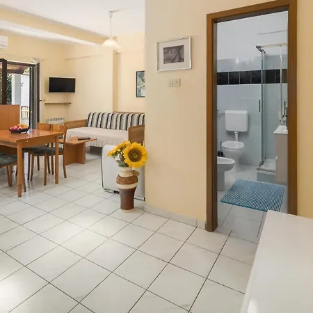 Cerova Ii アパート *